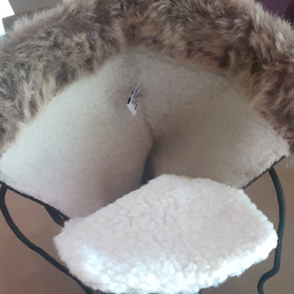 Boots - Picture 5 of 5